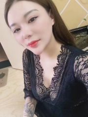 风情蜜桃小少妇