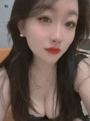 高颜值服务系妹子