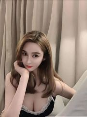 金发妹彤彤老师