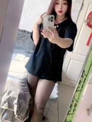 丝袜舌吻妹子里面夹得很紧