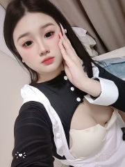 闷骚狂野粉嫩鲍鱼一线天白虎妹妹