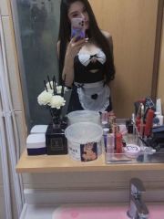 身材曼妙的御姐