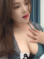 服务系大奶风骚欲姐