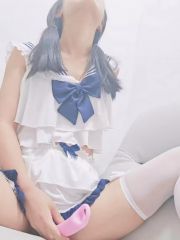 渔网嫩妹玩起来花样繁多