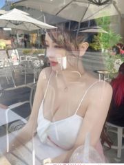 性感尤物小妖精