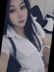 肉感超好的萌妹子