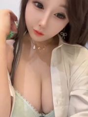 胶州市风骚大长腿妹子