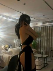 快活偶遇极品嫩妹乖巧听话高度配合