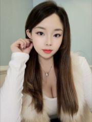 天然巨乳小美女