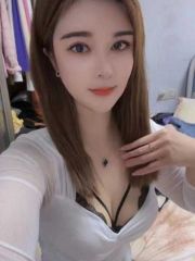 极品年轻高颜值嫩妹