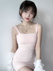 粉嫩小骚B，乖巧听话