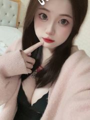 极品水润妹逼紧会喷水