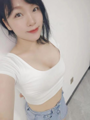 风骚肥臀骚妇