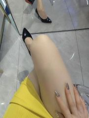 性感白嫩骚货