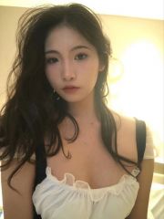 乖巧小妹懂配合