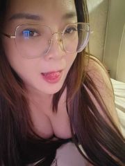 清纯小美娘