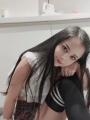 制服少妇菲菲