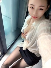 成熟性感小骚妹